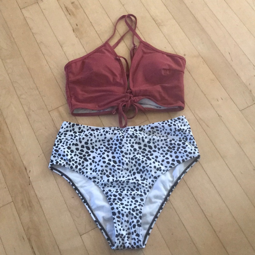 High wasted bathing suit